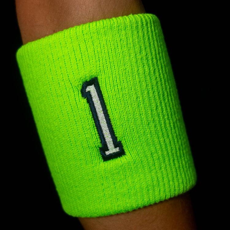 mob_lifestyle|neon-green